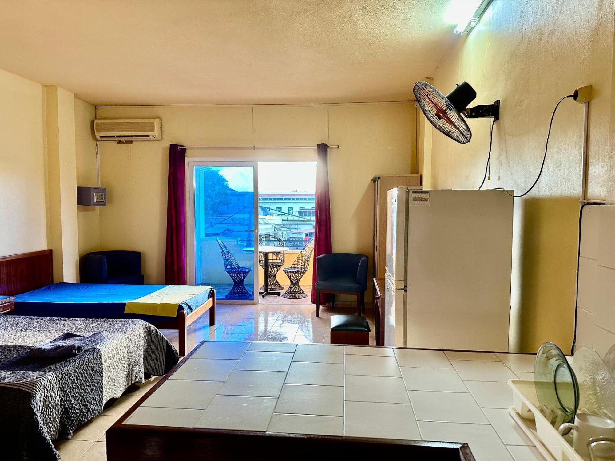 Latanier Beach Hotel Гранд Байе Екстериор снимка