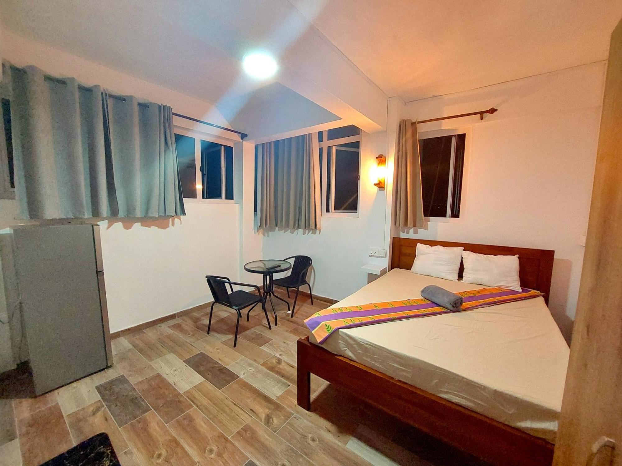 Latanier Beach Hotel Гранд Байе Екстериор снимка